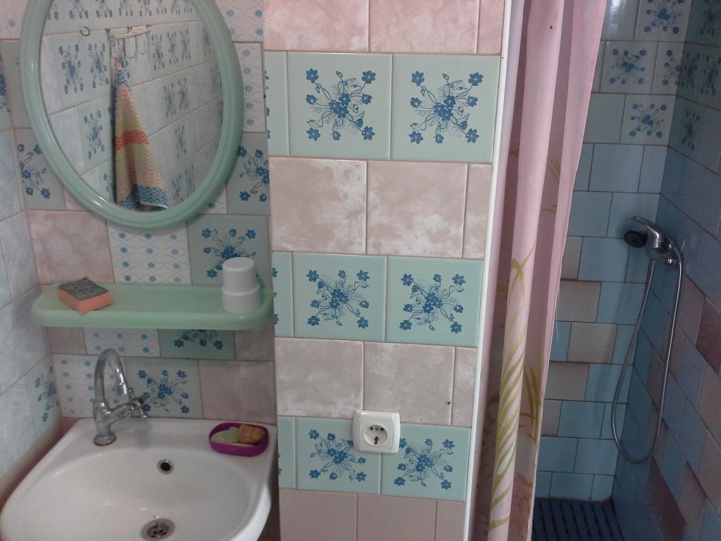 Ferienwohnung Dvorik Na Bolshom Fontane Odessa Exterior foto
